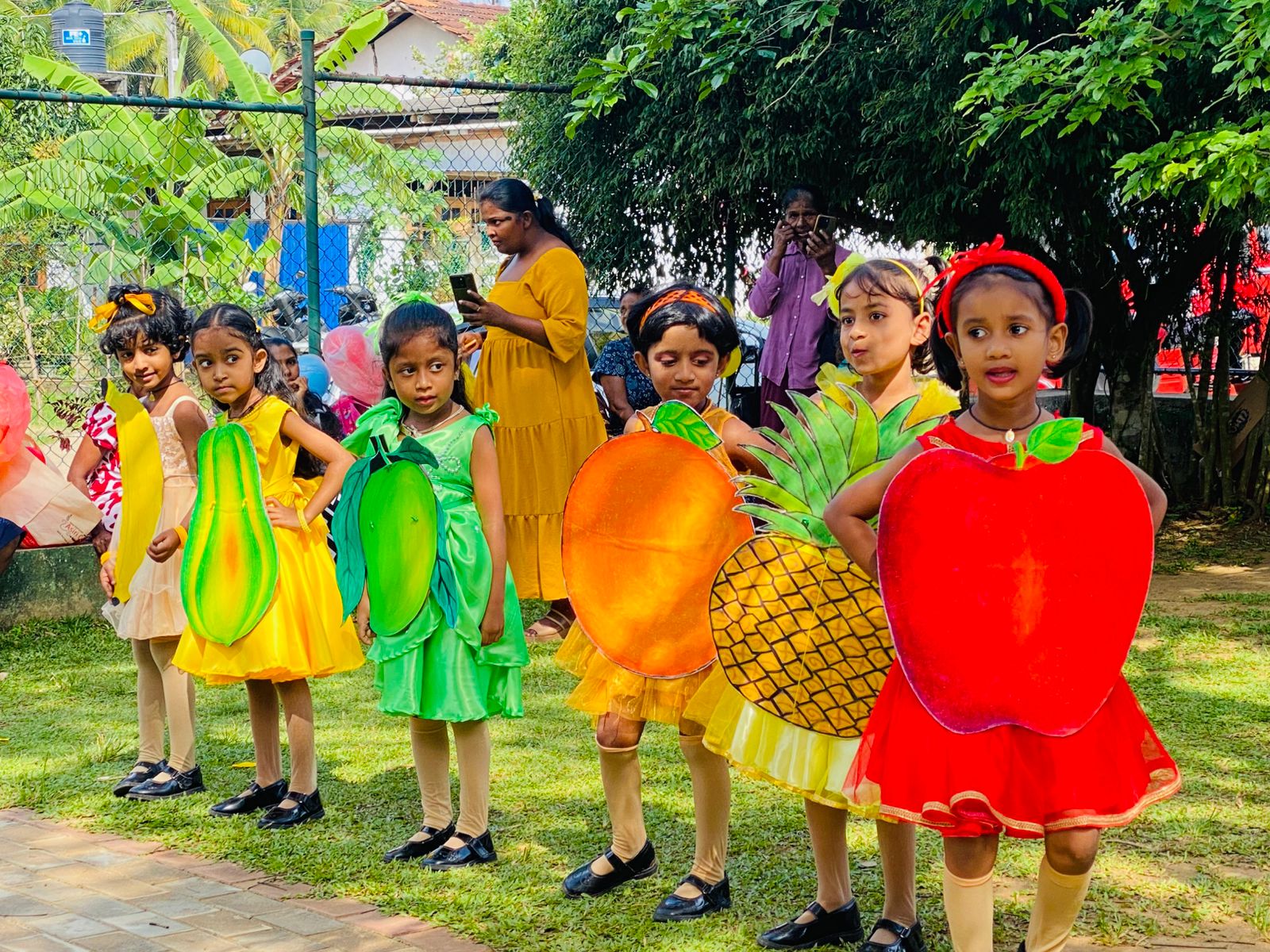 “ආදරෙන් සුරකින්න – අපට ලොව දිනන්න” ලෝක ළමා දිනය 2025
